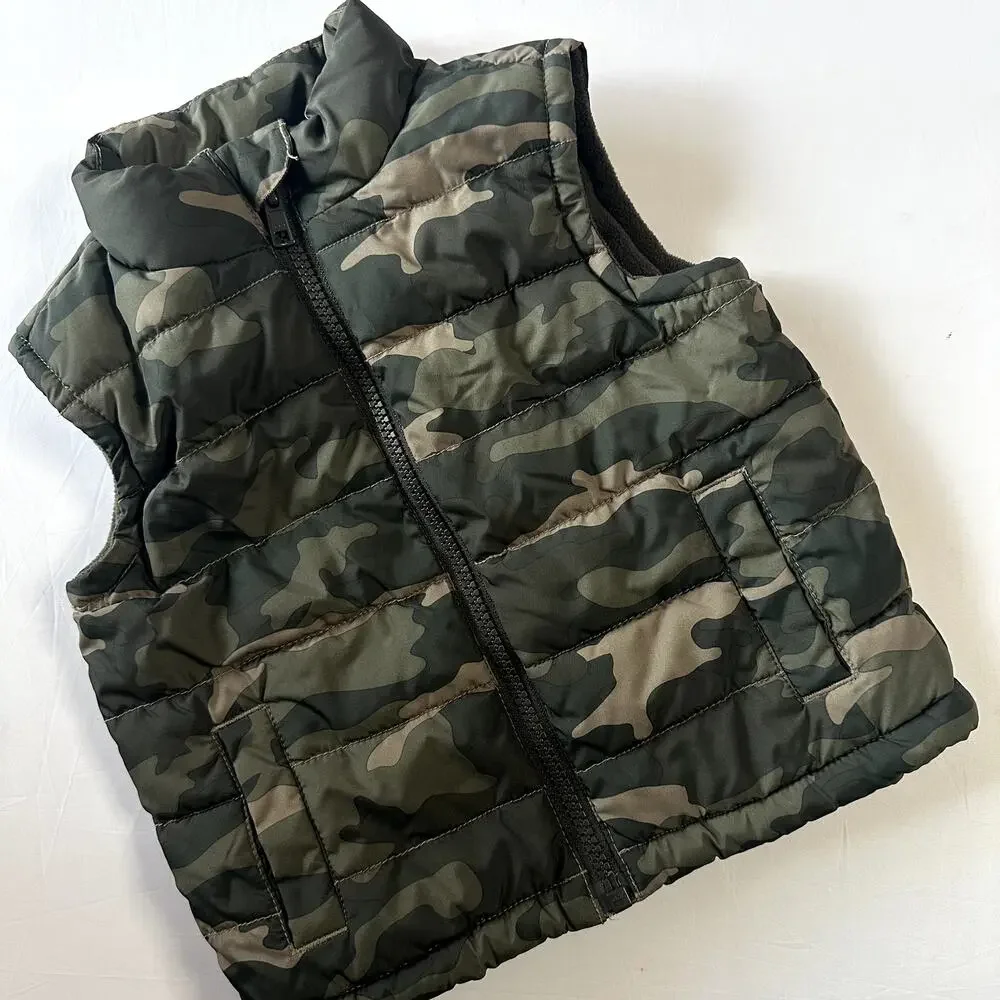 Gymboree Camo Fleece Lined Puffer Vest Sz 6-12 Months